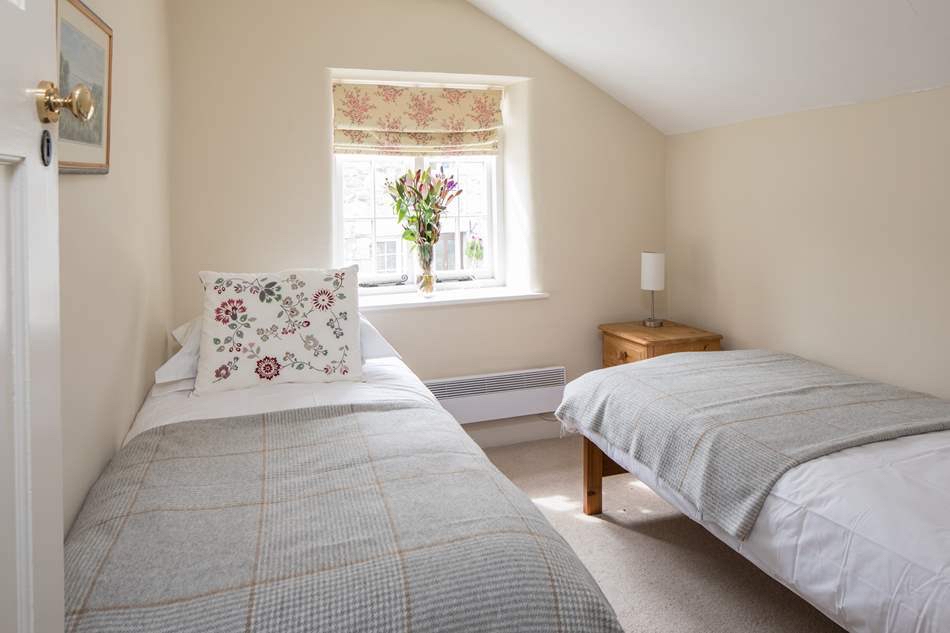 New Park Cottage Bedroom Twin Room